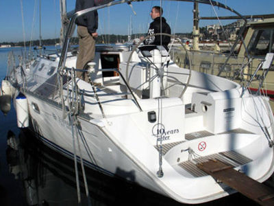 Sale the yacht Sun Odyssey 42.2