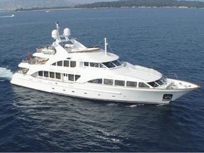 Sale the yacht Benetti Classic 115'