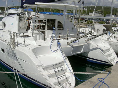 Sale the yacht Lagoon 380 «Master V»