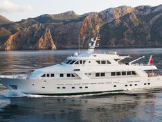 Super yacht for sale Classic 35m Benetti